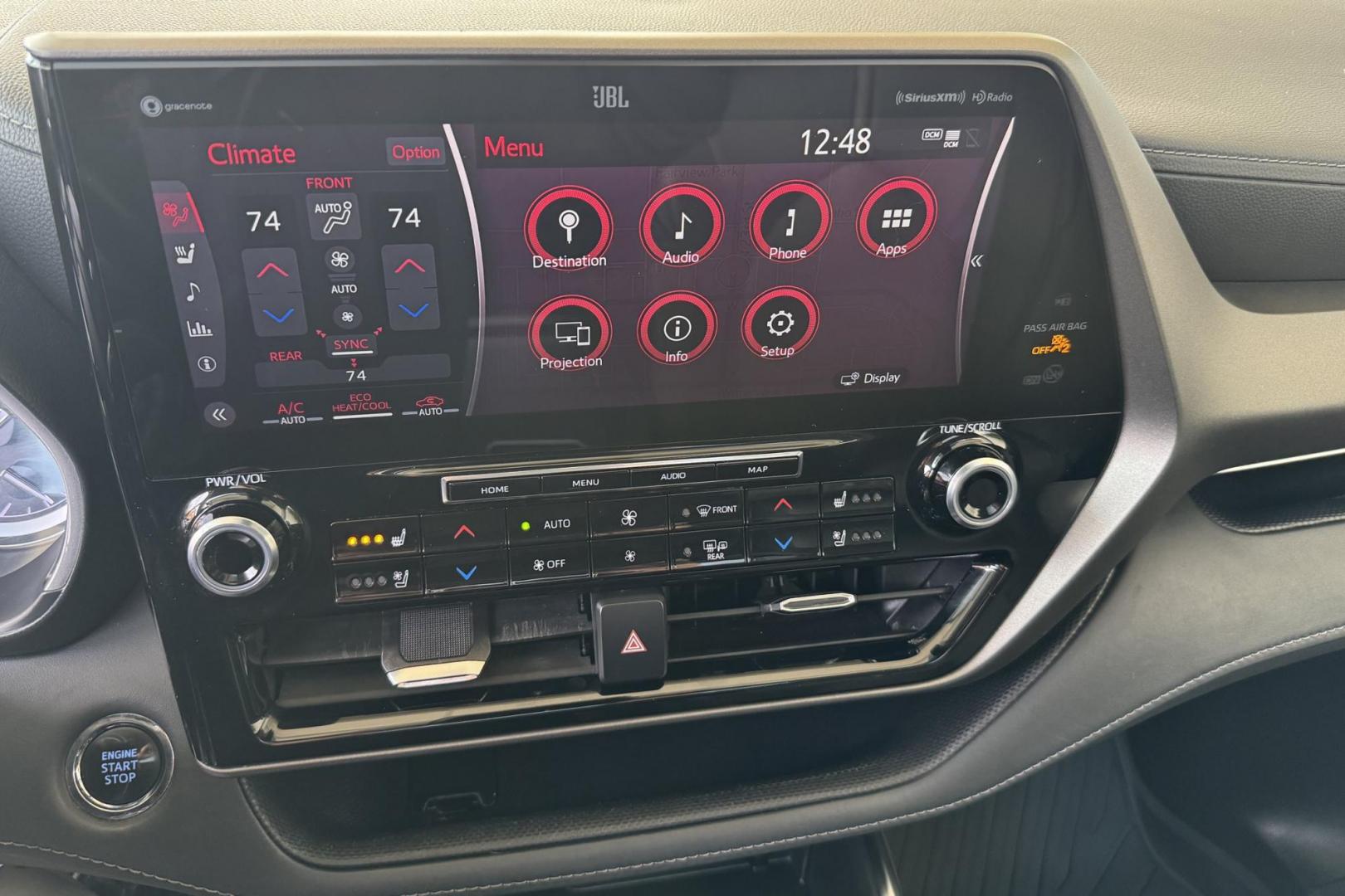 2022 Celestial Silver Metallic /Black Toyota Highlander Limited (5TDDZRBH9NS) with an V6 3.5 Liter engine, Automatic 8 Speed transmission, located at 2304 W. Main St., Boise, ID, 83702, (208) 342-7777, 43.622105, -116.218658 - Low Mileage & Clean! Loaded With Safety Features Too! - Photo#18