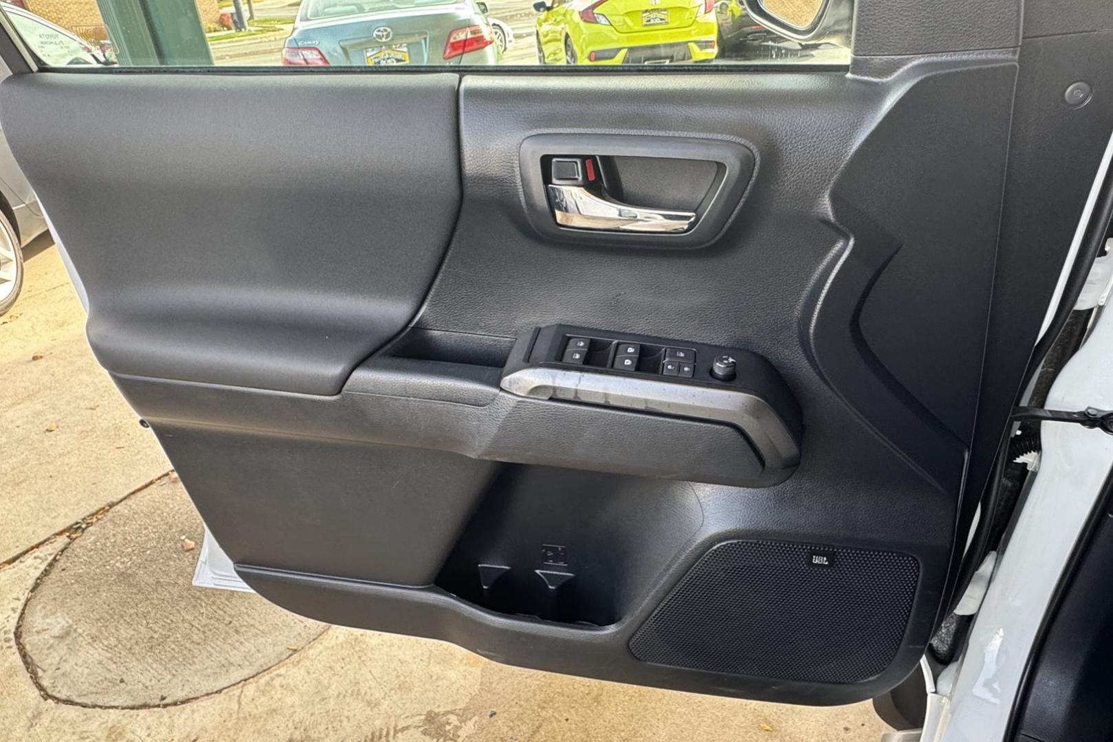 2019 Super White /Black Toyota Tacoma TRD PRO (5TFCZ5AN2KX) with an V6 3.5 Liter engine, Automatic 6 Speed transmission, located at 2304 W. Main St., Boise, ID, 83702, (208) 342-7777, 43.622105, -116.218658 - Hard To Find! Great To Own! - Photo#8