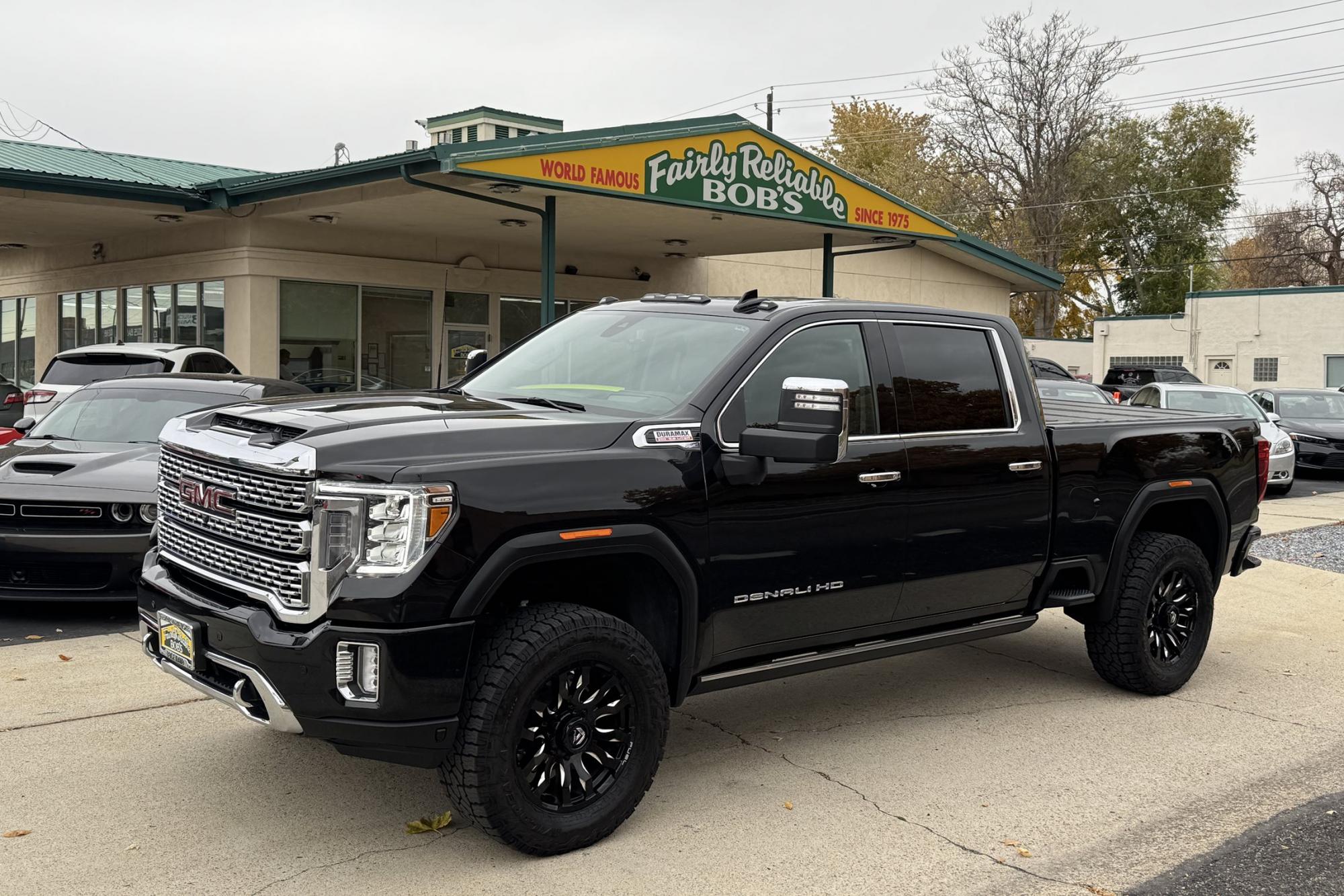 photo of 2022 GMC Sierra 3500HD Crew Cab Denali 4x4