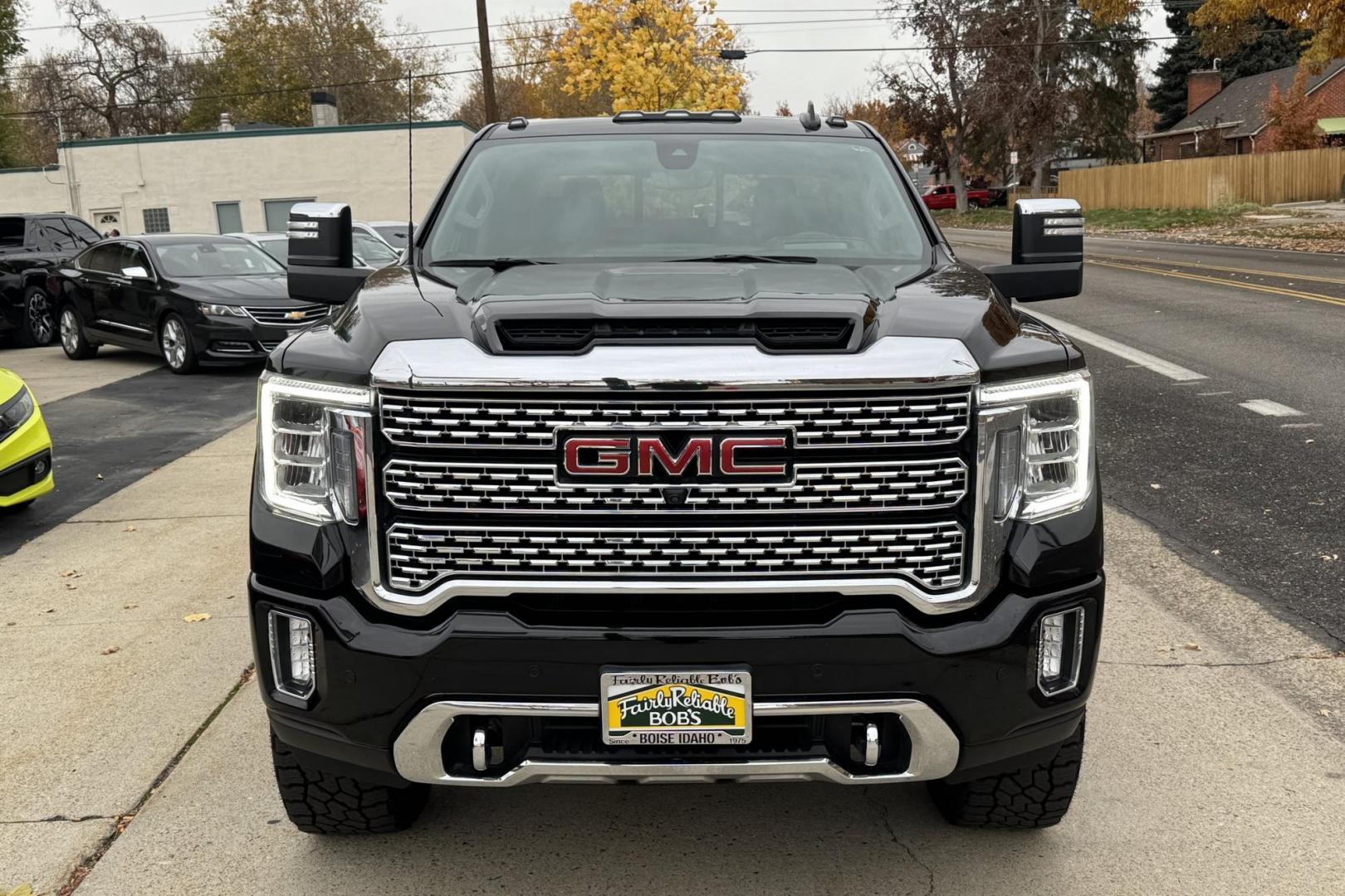 2022 Black /Jet Black GMC Sierra 3500HD Denali (1GT49WEY8NF) with an V8 6.6 Liter Duramax Turbo Diesel engine, Automatic 10 Speed Allison transmission, located at 2304 W. Main St., Boise, ID, 83702, (208) 342-7777, 43.622105, -116.218658 - Photo#3
