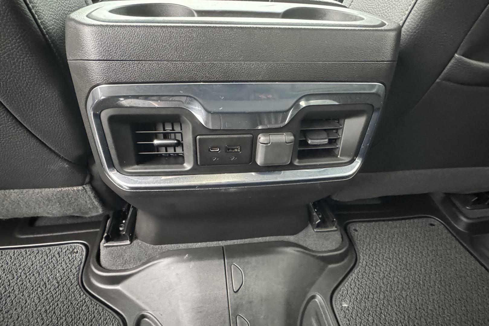 2022 Black /Jet Black GMC Sierra 3500HD Denali (1GT49WEY8NF) with an V8 6.6 Liter Duramax Turbo Diesel engine, Automatic 10 Speed Allison transmission, located at 2304 W. Main St., Boise, ID, 83702, (208) 342-7777, 43.622105, -116.218658 - Photo#24