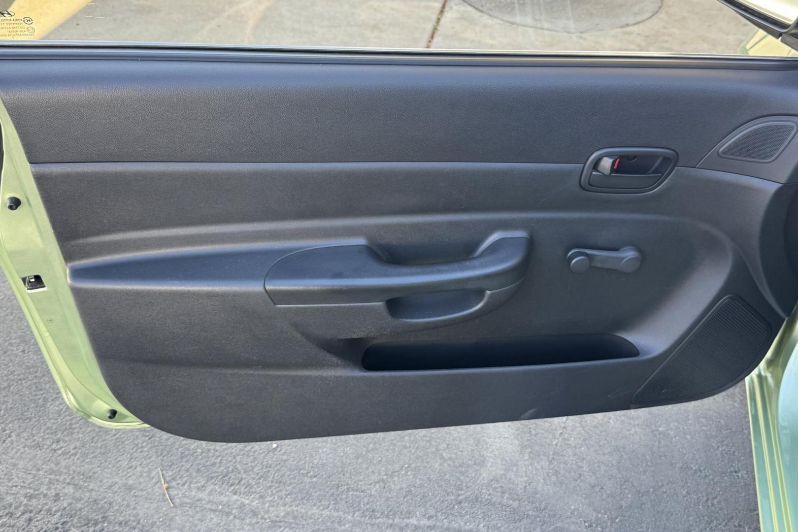 2008 Apple Green /Black Hyundai Accent GS (KMHCM36C98U) with an 4 Cyl 1.6 Liter engine, Automatic transmission, located at 2304 W. Main St., Boise, ID, 83702, (208) 342-7777, 43.622105, -116.218658 - One Of A Kind! Incredibly Low Mileage On This Gas Miser! - Photo#4