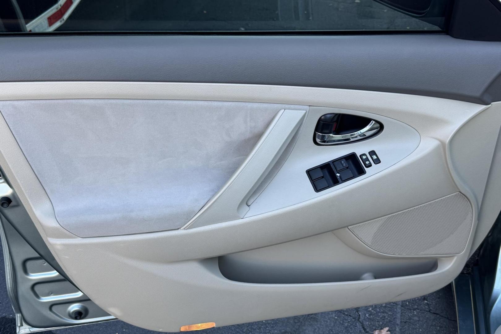 2008 Green /Tan Toyota Camry LE (4T4BE46K38R) with an 4 Cyl 2.4 Liter engine, Automatic transmission, located at 2304 W. Main St., Boise, ID, 83702, (208) 342-7777, 43.622105, -116.218658 - New Tires! Low Mileage! A Lot Of Miles Left To Go! - Photo#4