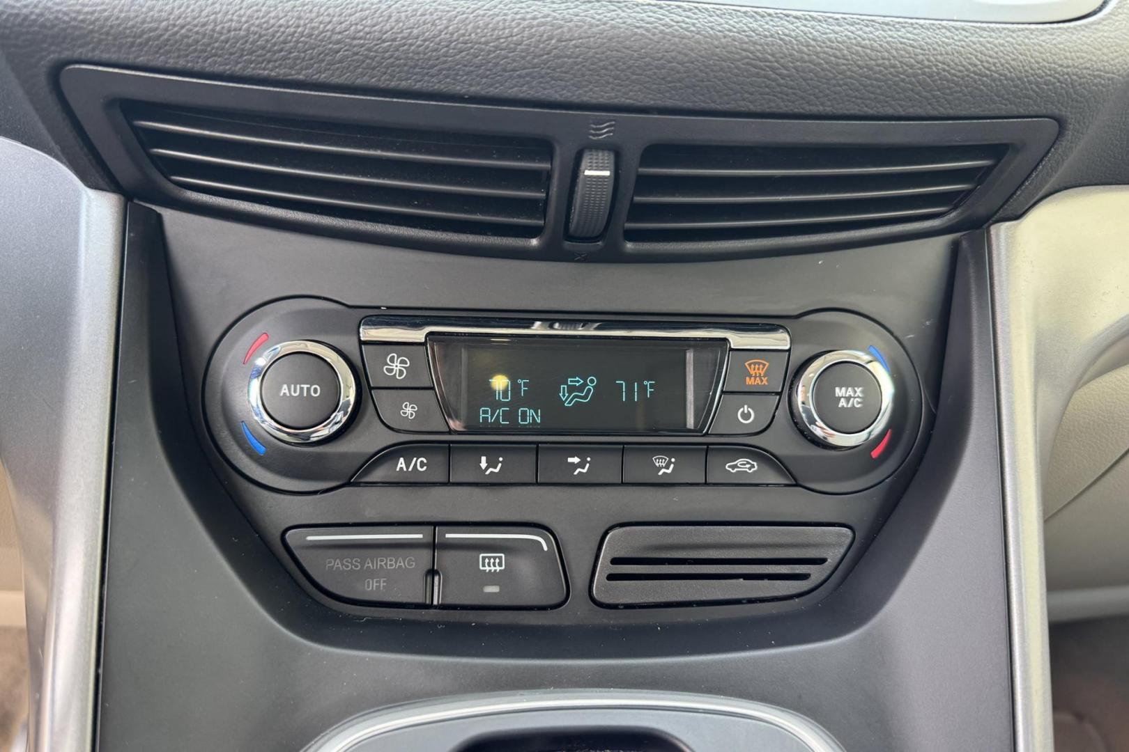 2015 Tectonic Silver Metallic /Camel Ford C-Max SE (1FADP5AU3FL) with an 4 Cyl 2.0 Liter Hybrid engine, Automatic transmission, located at 2304 W. Main St., Boise, ID, 83702, (208) 342-7777, 43.622105, -116.218658 - New Tires! Great Fuel Economy! - Photo#7