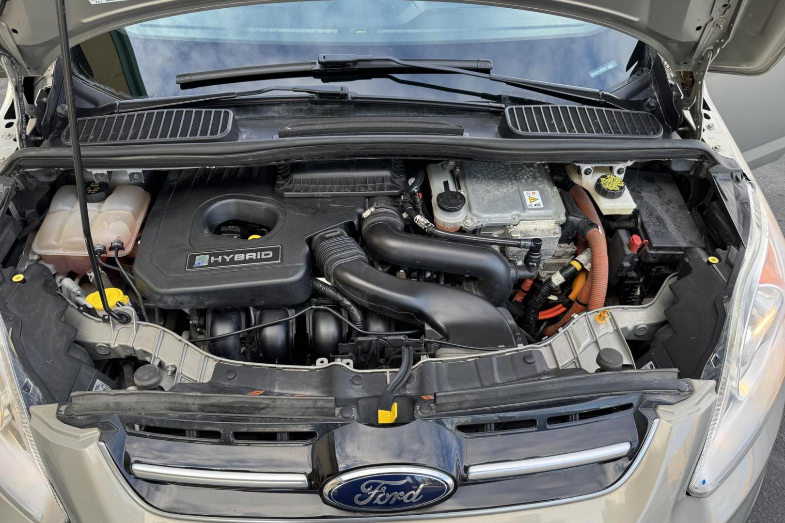 2015 Tectonic Silver Metallic /Camel Ford C-Max SE (1FADP5AU3FL) with an 4 Cyl 2.0 Liter Hybrid engine, Automatic transmission, located at 2304 W. Main St., Boise, ID, 83702, (208) 342-7777, 43.622105, -116.218658 - New Tires! Great Fuel Economy! - Photo#13