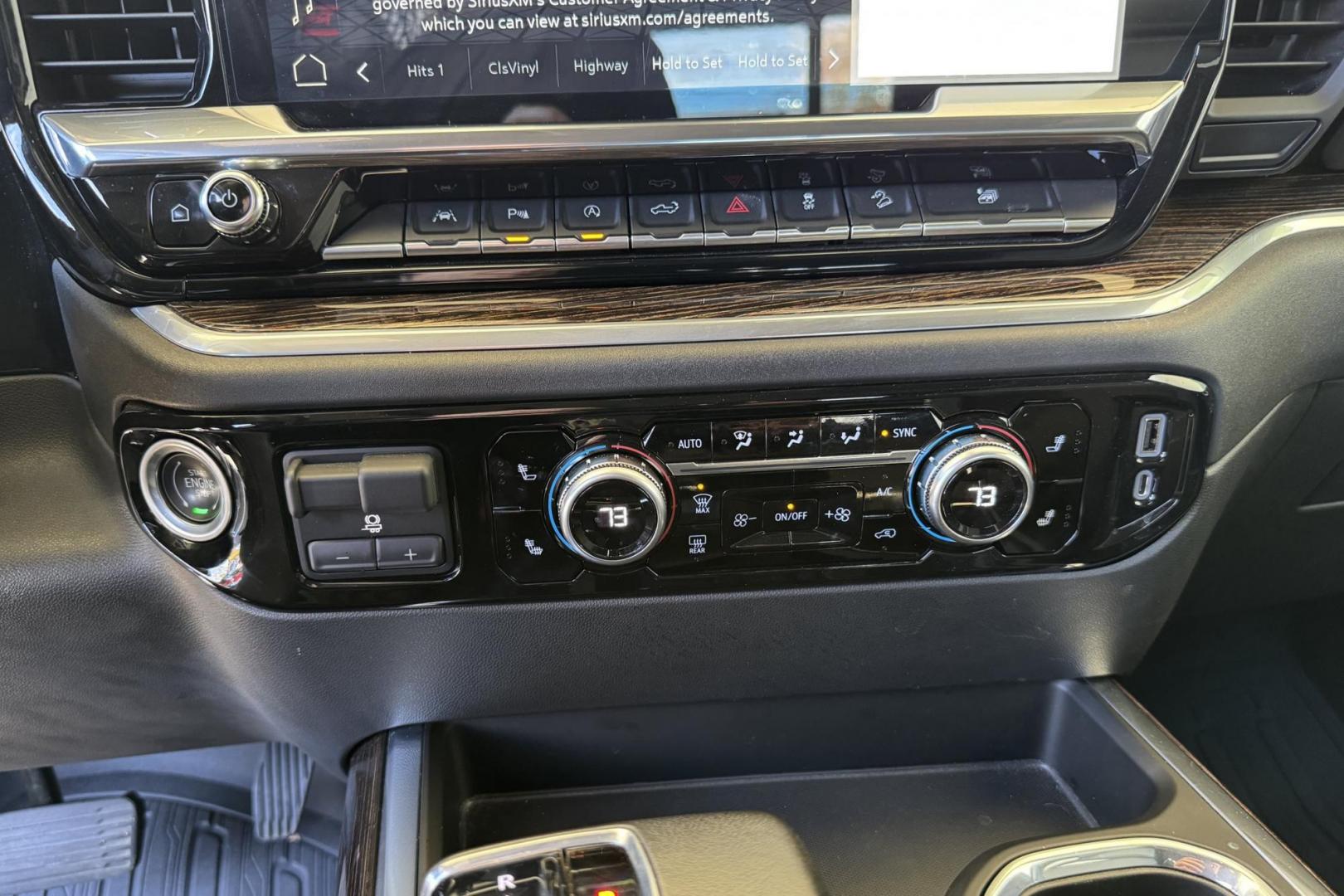 2022 Summit White /Jet Black GMC Sierra 1500 Elevation (1GTUUCED4NZ) with an V8 5.3 Liter engine, Automatic 10 Speed transmission, located at 2304 W. Main St., Boise, ID, 83702, (208) 342-7777, 43.622105, -116.218658 - New Tires! Well Optioned And Clean! - Photo#11