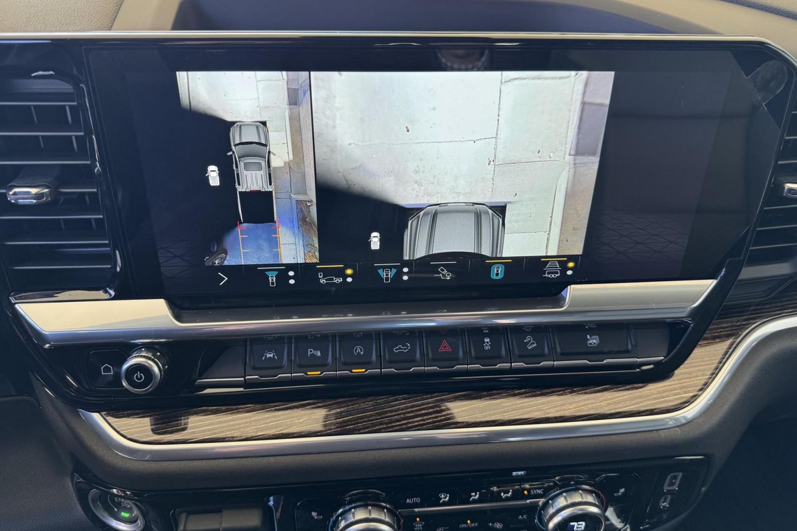 2022 Summit White /Jet Black GMC Sierra 1500 Elevation (1GTUUCED4NZ) with an V8 5.3 Liter engine, Automatic 10 Speed transmission, located at 2304 W. Main St., Boise, ID, 83702, (208) 342-7777, 43.622105, -116.218658 - New Tires! Well Optioned And Clean! - Photo#14