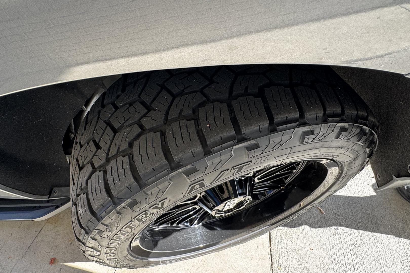 2022 Satin Steel Metallic /Jet Black Chevrolet Tahoe RST (1GNSKRKT1NR) with an 6 Cyl 3.0 Liter Turbo Diesel engine, Automatic 10 Speed transmission, located at 2304 W. Main St., Boise, ID, 83702, (208) 342-7777, 43.622105, -116.218658 - Seats 7! Duramax Powered Tahoe! New Wheels And Tires! - Photo#23