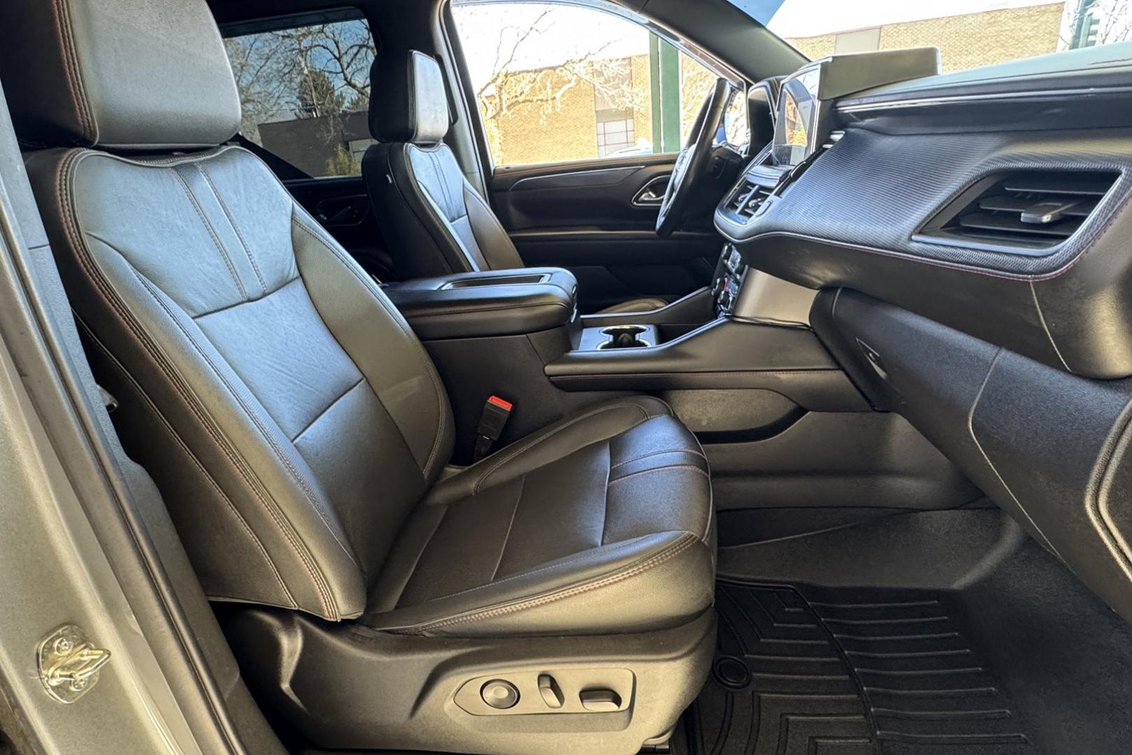 2022 Satin Steel Metallic /Jet Black Chevrolet Tahoe RST (1GNSKRKT1NR) with an 6 Cyl 3.0 Liter Turbo Diesel engine, Automatic 10 Speed transmission, located at 2304 W. Main St., Boise, ID, 83702, (208) 342-7777, 43.622105, -116.218658 - Seats 7! Duramax Powered Tahoe! New Wheels And Tires! - Photo#25