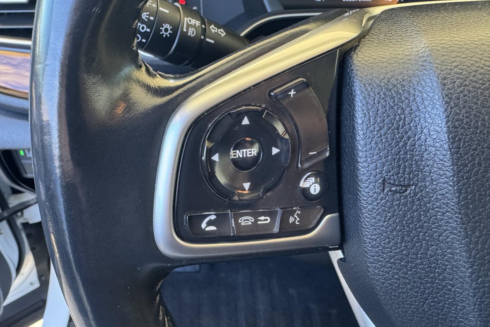 2019 Pearl White /Black Honda CR-V EX-L (JHLRW2H85KX) with an 4 Cyl 1.5 Liter Turbo engine, Automatic transmission, located at 2304 W. Main St., Boise, ID, 83702, (208) 342-7777, 43.622105, -116.218658 - New Tires! Nicely Optioned! Ready To Go! - Photo#6