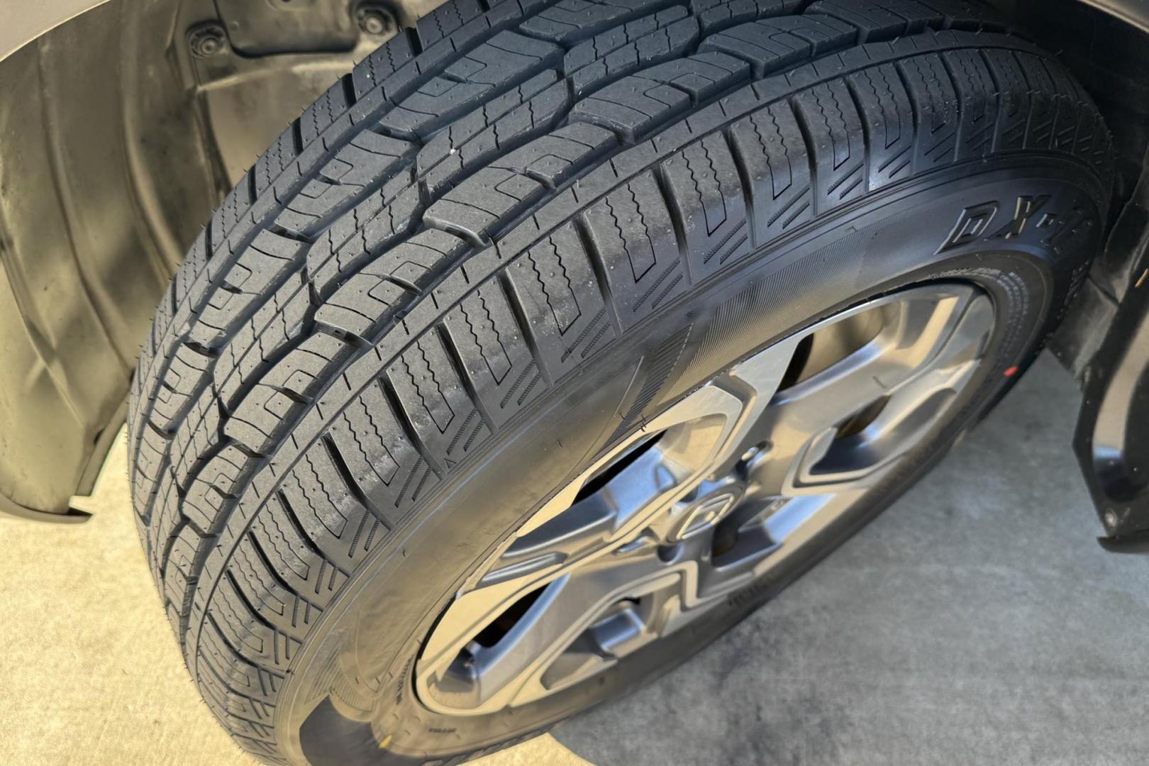 2019 Pearl White /Black Honda CR-V EX-L (JHLRW2H85KX) with an 4 Cyl 1.5 Liter Turbo engine, Automatic transmission, located at 2304 W. Main St., Boise, ID, 83702, (208) 342-7777, 43.622105, -116.218658 - New Tires! Nicely Optioned! Ready To Go! - Photo#16