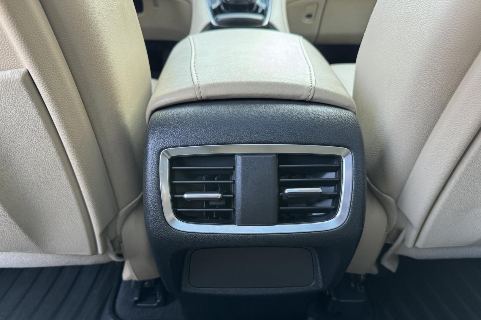 2019 White Diamond Pearl /Parchment Acura RDX SH-AWD (5J8TC2H37KL) with an 4 Cyl 2.0 Liter Turbo engine, Automatic 10 Speed transmission, located at 2304 W. Main St., Boise, ID, 83702, (208) 342-7777, 43.622105, -116.218658 - Highly Optioned And Fun To Drive! - Photo#18