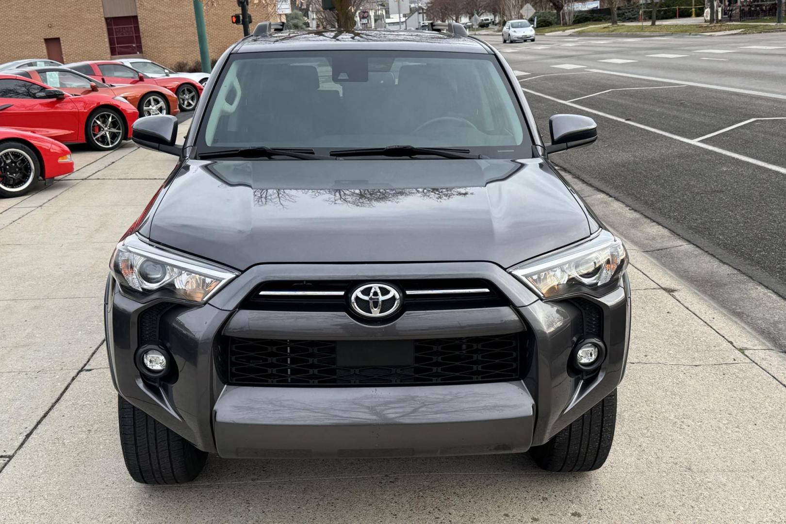 2021 Magnetite Gray Metallic /Black Toyota 4Runner SR5 (JTEEU5JR8M5) with an V6 4.0 Liter engine, Automatic transmission, located at 2304 W. Main St., Boise, ID, 83702, (208) 342-7777, 43.622105, -116.218658 - 3rd Row Seating! Two Wheel Drive! Clean! - Photo#3