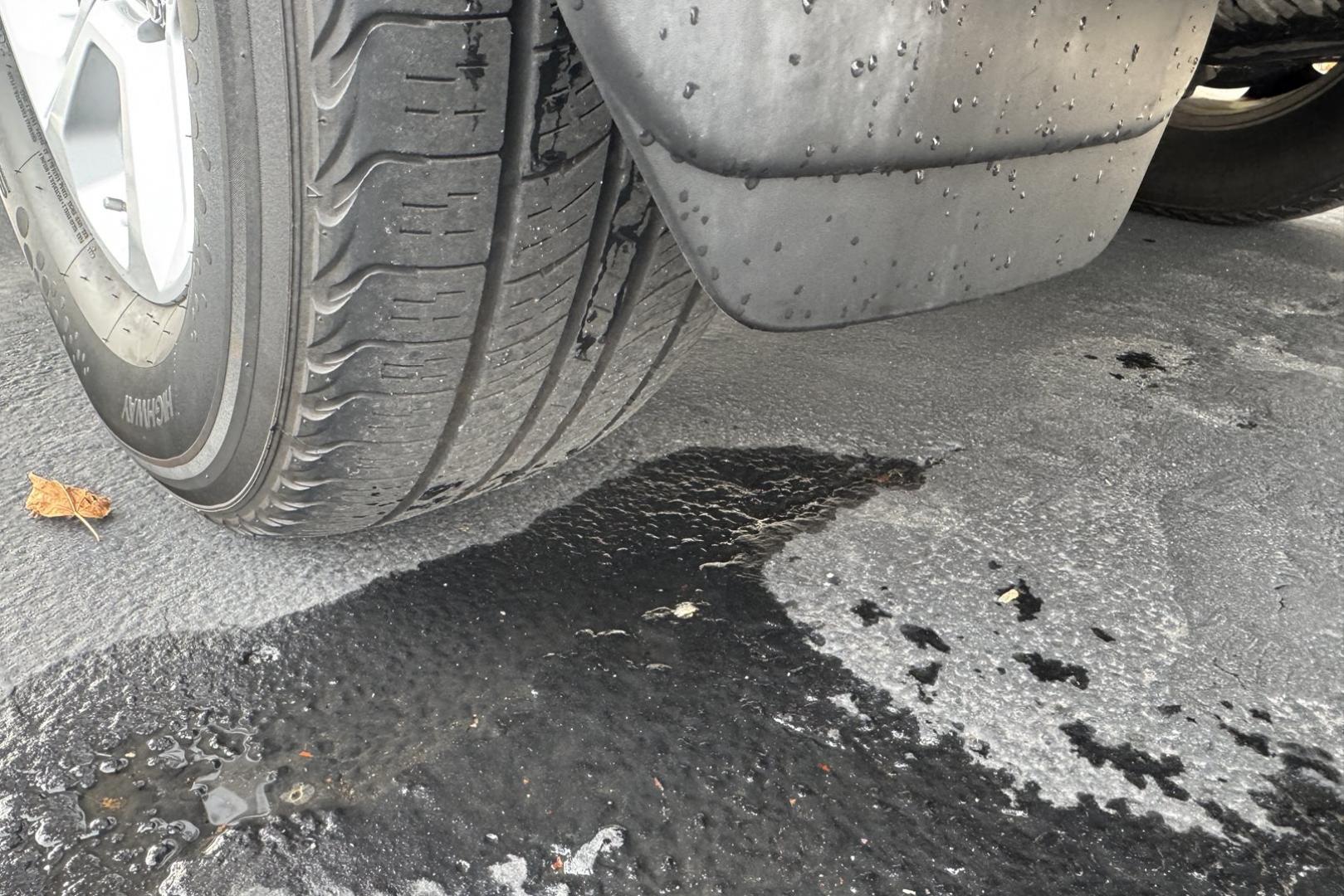 2021 Magnetite Gray Metallic /Black Toyota 4Runner SR5 (JTEEU5JR8M5) with an V6 4.0 Liter engine, Automatic transmission, located at 2304 W. Main St., Boise, ID, 83702, (208) 342-7777, 43.622105, -116.218658 - 3rd Row Seating! Two Wheel Drive! Clean! - Photo#19