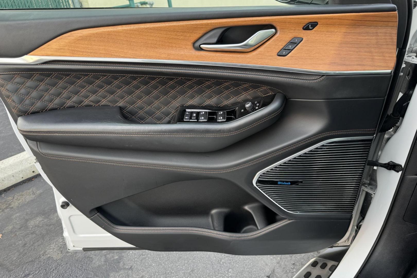 2021 Bright White Clear /Global Black Jeep Grand Cherokee L Summit Reserve (1C4RJKEG4M8) with an V6 3.6 Liter engine, Automatic 8 Speed transmission, located at 2304 W. Main St., Boise, ID, 83702, (208) 342-7777, 43.622105, -116.218658 - Massaging Seats! Highly Optioned! Loaded With Safety And Comfort Features! - Photo#18