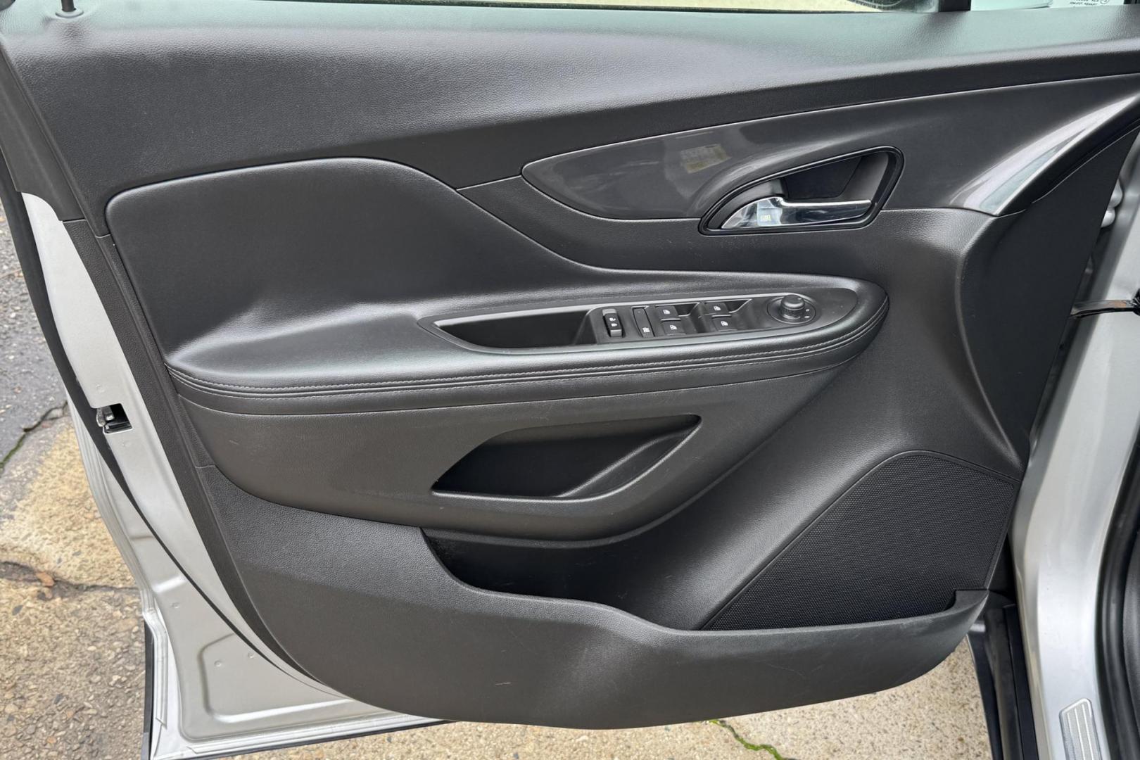 2018 Silver /Black Buick Encore Preferred (KL4CJASB3JB) with an 4 Cyl 1.4 Liter Turbo engine, Automatic 6 Speed transmission, located at 2304 W. Main St., Boise, ID, 83702, (208) 342-7777, 43.622105, -116.218658 - Great Fuel Economy! - Photo#4