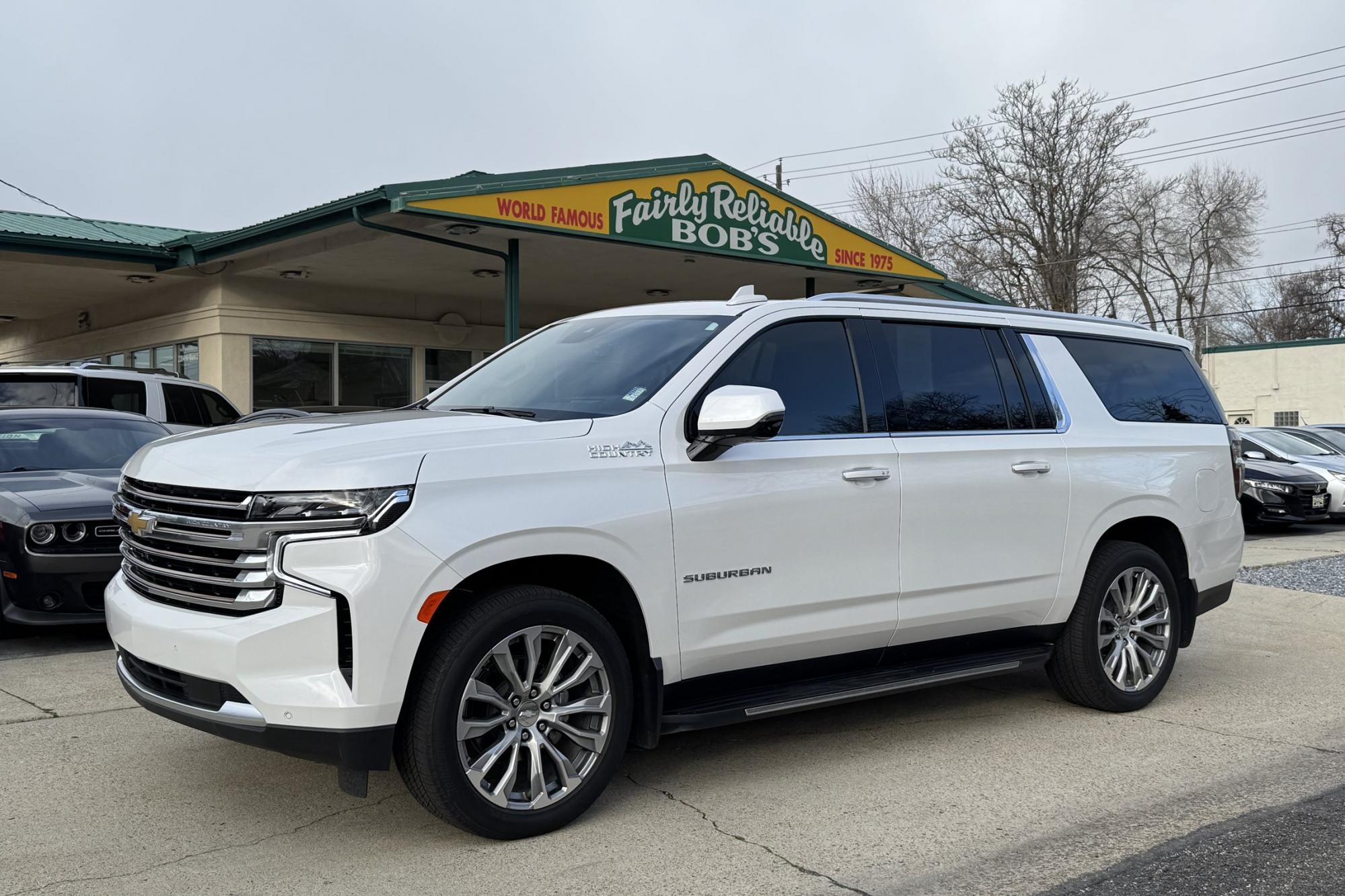 photo of 2024 Chevrolet Suburban High Country 4x4 Turbo Diesel