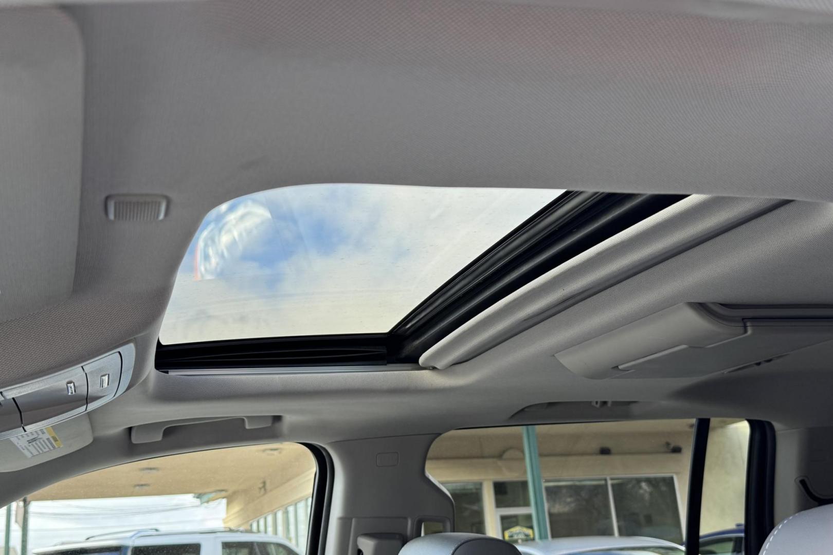 2020 Quicksilver Metallic /Jet Black Chevrolet Suburban LT (1GNSKHKC3LR) with an V8 5.3 Liter engine, Automatic 6 Speed transmission, located at 2304 W. Main St., Boise, ID, 83702, (208) 342-7777, 43.622105, -116.218658 - Highly Optioned! Power Adjustable Driver Pedals! Seats 8! - Photo#5