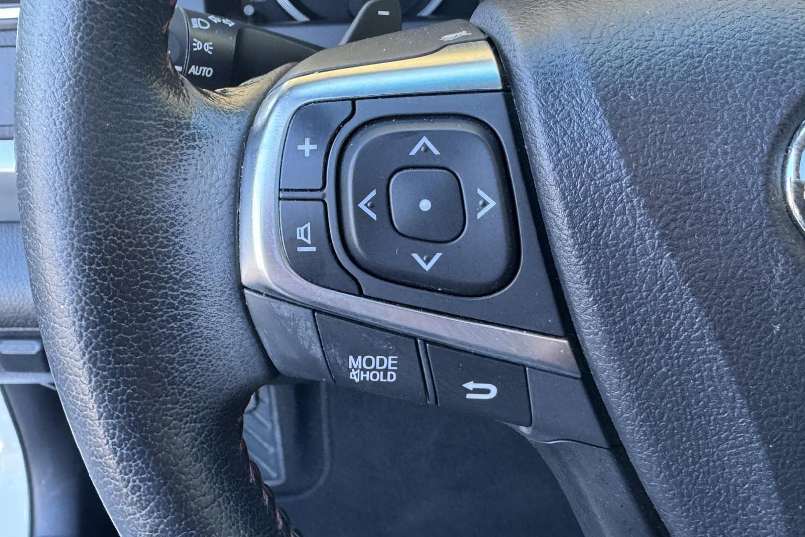 2016 Super White /Black Toyota Camry XSE (4T1BF1FK6GU) with an 4 Cyl 2.5 Liter engine, Automatic 6 Speed transmission, located at 2304 W. Main St., Boise, ID, 83702, (208) 342-7777, 43.622105, -116.218658 - New Tires! One Owner! Clean! - Photo#7