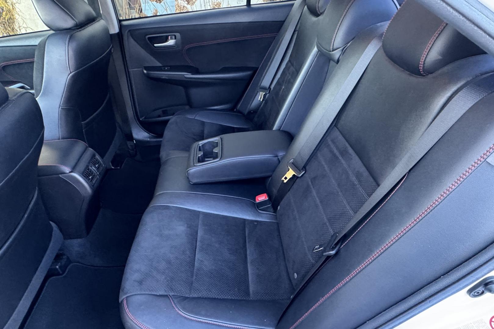 2016 Super White /Black Toyota Camry XSE (4T1BF1FK6GU) with an 4 Cyl 2.5 Liter engine, Automatic 6 Speed transmission, located at 2304 W. Main St., Boise, ID, 83702, (208) 342-7777, 43.622105, -116.218658 - New Tires! One Owner! Clean! - Photo#9