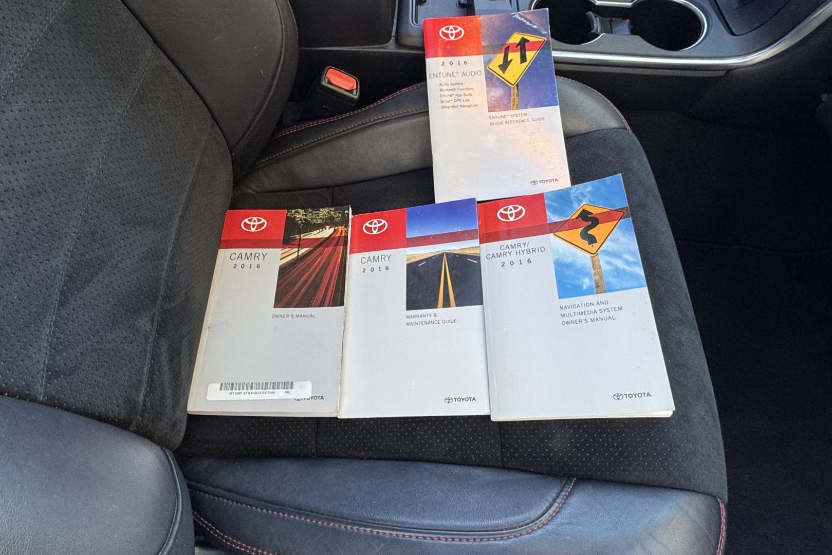 2016 Super White /Black Toyota Camry XSE (4T1BF1FK6GU) with an 4 Cyl 2.5 Liter engine, Automatic 6 Speed transmission, located at 2304 W. Main St., Boise, ID, 83702, (208) 342-7777, 43.622105, -116.218658 - New Tires! One Owner! Clean! - Photo#17