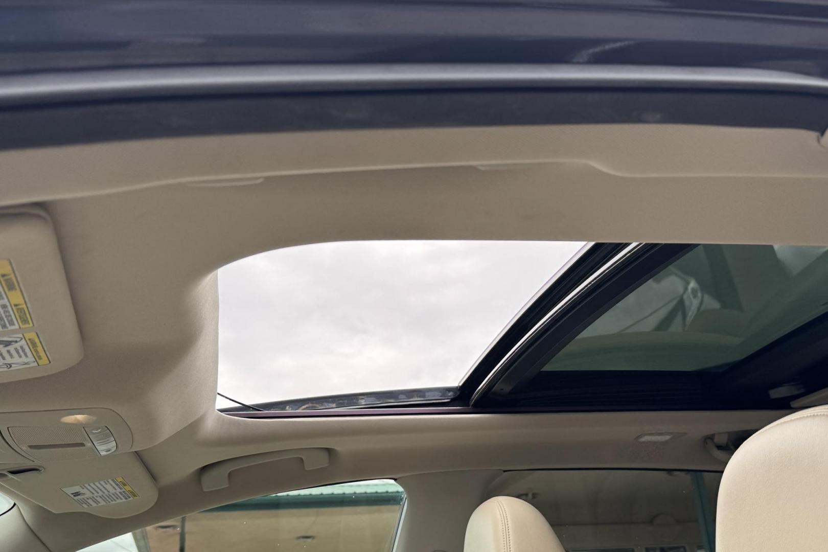 2015 Arctic Blue Metallic /Beige Nissan Murano Platinum (5N1AZ2MHXFN) with an V6 3.5 Liter engine, Automatic transmission, located at 2304 W. Main St., Boise, ID, 83702, (208) 342-7777, 43.622105, -116.218658 - Stunning And Highly Optioned! - Photo#5