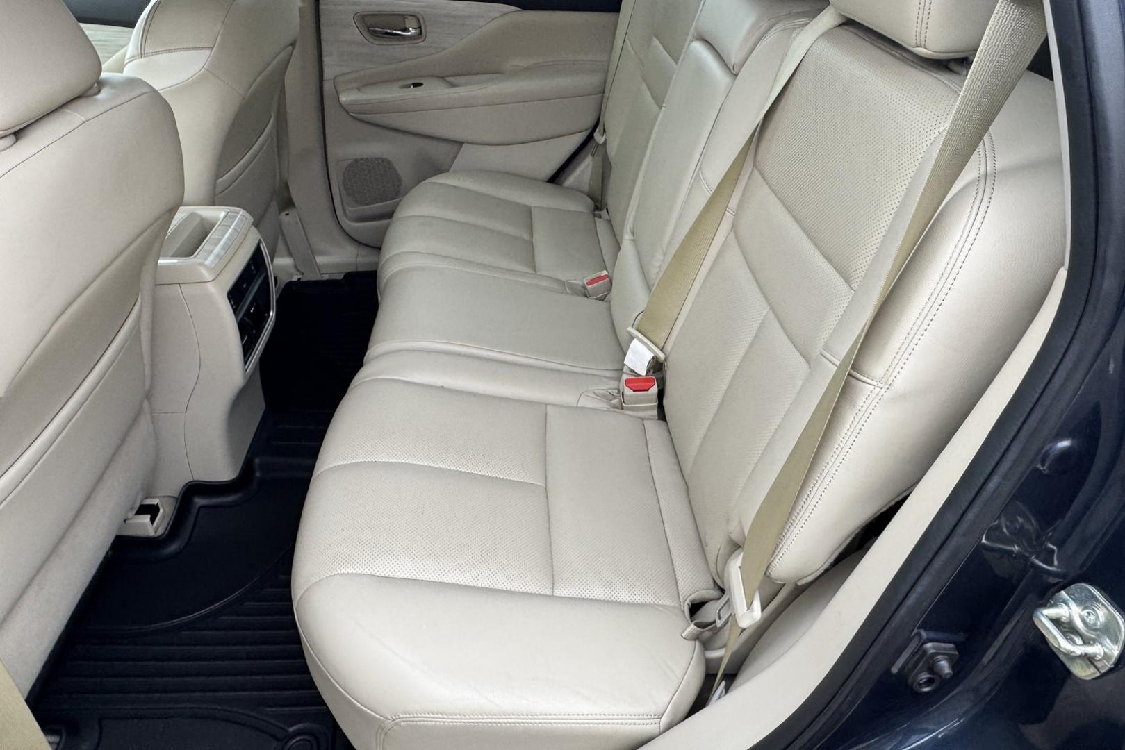 2015 Arctic Blue Metallic /Beige Nissan Murano Platinum (5N1AZ2MHXFN) with an V6 3.5 Liter engine, Automatic transmission, located at 2304 W. Main St., Boise, ID, 83702, (208) 342-7777, 43.622105, -116.218658 - Stunning And Highly Optioned! - Photo#8