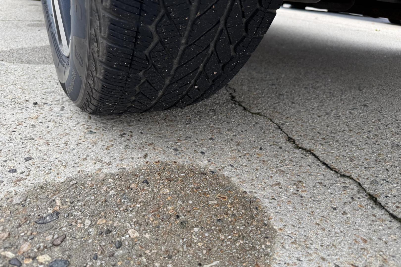 2015 Arctic Blue Metallic /Beige Nissan Murano Platinum (5N1AZ2MHXFN) with an V6 3.5 Liter engine, Automatic transmission, located at 2304 W. Main St., Boise, ID, 83702, (208) 342-7777, 43.622105, -116.218658 - Stunning And Highly Optioned! - Photo#22