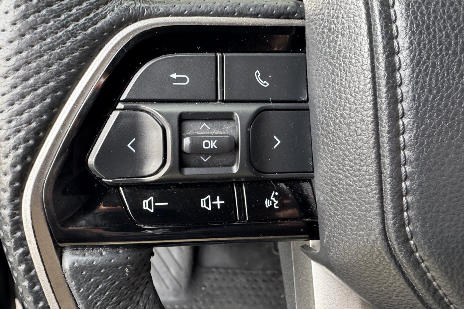 2022 Magnetic Gray Metallic /Black Toyota Tundra SR5 TRD Off Road (5TFLA5AA5NX) with an V6 3.5 Liter Twin Turbo engine, Automatic 10 Speed transmission, located at 2304 W. Main St., Boise, ID, 83702, (208) 342-7777, 43.622105, -116.218658 - Clean And Ready To Go! - Photo#7