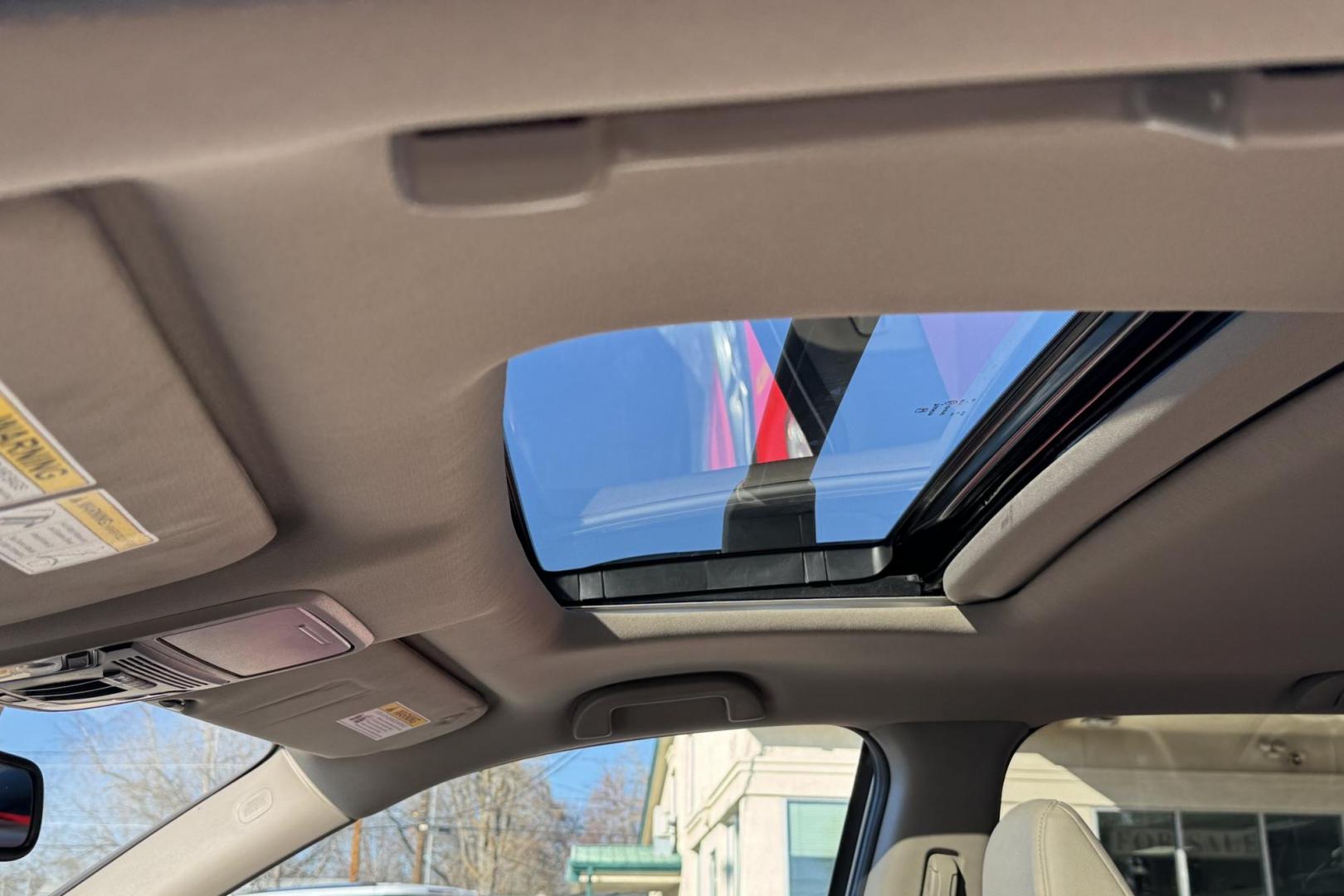 2020 White /Tan Honda Ridgeline RTL-E (5FPYK3F78LB) with an V6 3.5 Liter engine, Automatic 9 Speed transmission, located at 2304 W. Main St., Boise, ID, 83702, (208) 342-7777, 43.622105, -116.218658 - Photo#5