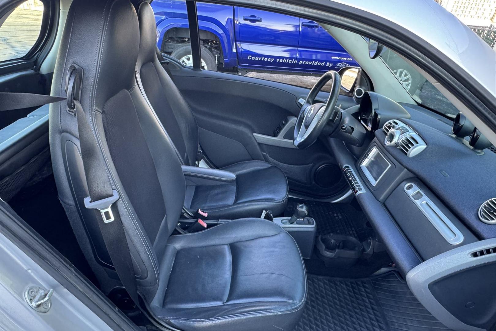 2013 Gray /Black Smart Fortwo Passion (WMEEJ3BA1DK) with an 1.0L L3 DOHC 12V engine, 5-Speed Automatic transmission, located at 2304 W. Main St., Boise, ID, 83702, (208) 342-7777, 43.622105, -116.218658 - Looking for easy parking and great gas mileage? This is it! - Photo#7