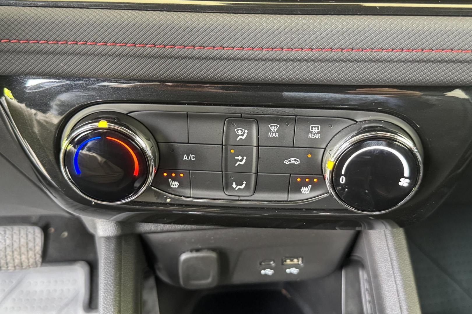 2024 Black /Black Chevrolet Trailblazer RS (KL79MUSL8RB) with an 3 Cyl 1.3 Liter Turbo engine, Automatic 9 Speed transmission, located at 2304 W. Main St., Boise, ID, 83702, (208) 342-7777, 43.622105, -116.218658 - One Owner Idaho Vehicle! Remaining Factory Warranty! - Photo#10