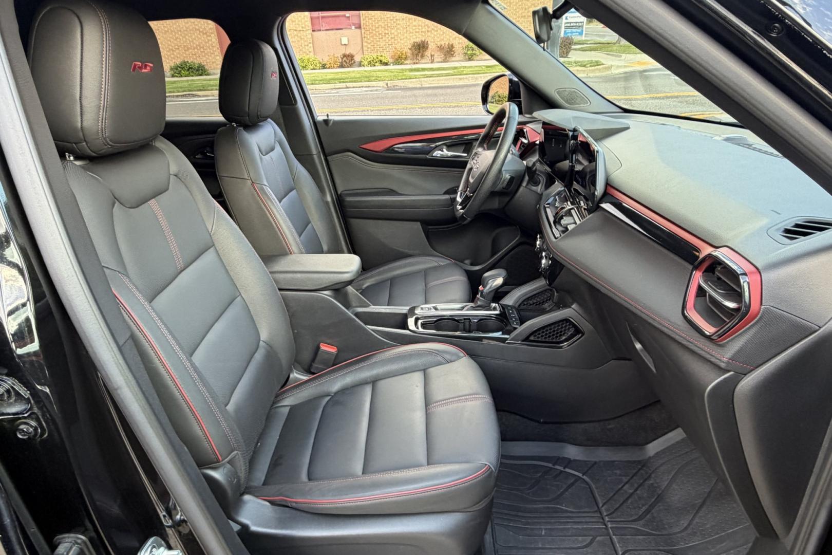 2024 Black /Black Chevrolet Trailblazer RS (KL79MUSL8RB) with an 3 Cyl 1.3 Liter Turbo engine, Automatic 9 Speed transmission, located at 2304 W. Main St., Boise, ID, 83702, (208) 342-7777, 43.622105, -116.218658 - Remaining Factory Warranty! Drives Fantastic! Great Fuel Economy Too!- Photo#16