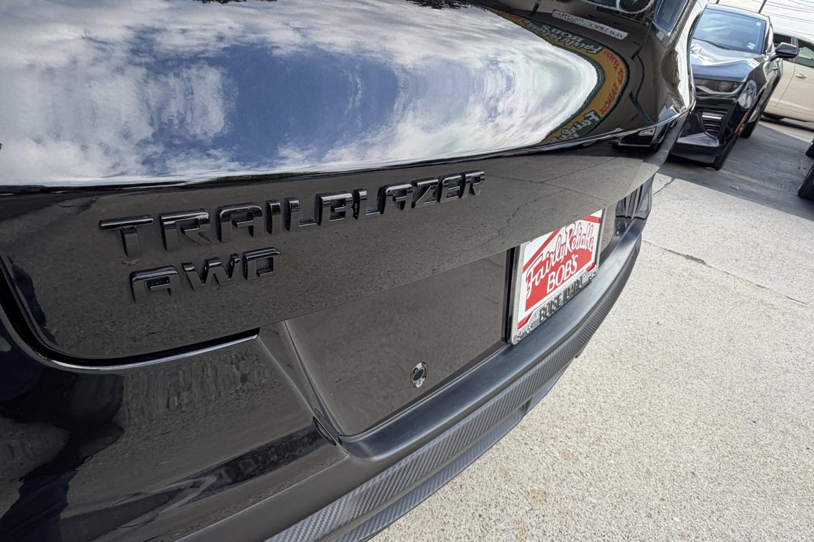2024 Black /Black Chevrolet Trailblazer RS (KL79MUSL8RB) with an 3 Cyl 1.3 Liter Turbo engine, Automatic 9 Speed transmission, located at 2304 W. Main St., Boise, ID, 83702, (208) 342-7777, 43.622105, -116.218658 - Remaining Factory Warranty! Drives Fantastic! Great Fuel Economy Too!- Photo#19