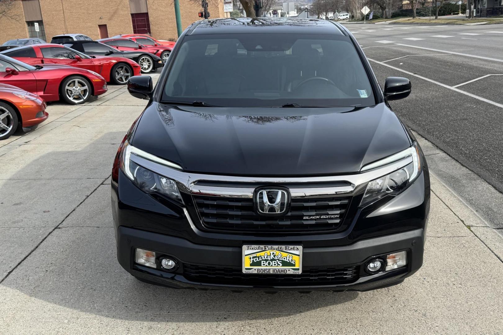 2020 Black /Black Honda Ridgeline Black Edition (5N1AZ2DSXLN) with an V6 3.5 Liter engine, Automatic 9 Speed transmission, located at 2304 W. Main St., Boise, ID, 83702, (208) 342-7777, 43.622105, -116.218658 - New Tires! Very Functional Truck! - Photo#3