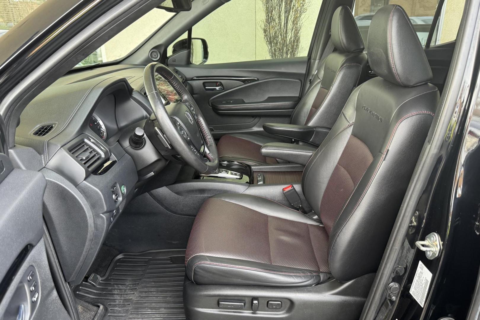 2020 Black /Black Honda Ridgeline Black Edition (5N1AZ2DSXLN) with an V6 3.5 Liter engine, Automatic 9 Speed transmission, located at 2304 W. Main St., Boise, ID, 83702, (208) 342-7777, 43.622105, -116.218658 - New Tires! Very Functional Truck! - Photo#9