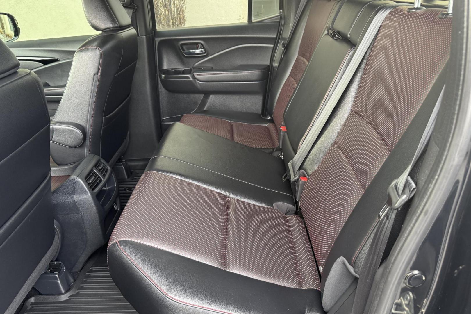 2020 Black /Black Honda Ridgeline Black Edition (5N1AZ2DSXLN) with an V6 3.5 Liter engine, Automatic 9 Speed transmission, located at 2304 W. Main St., Boise, ID, 83702, (208) 342-7777, 43.622105, -116.218658 - New Tires! Very Functional Truck! - Photo#10