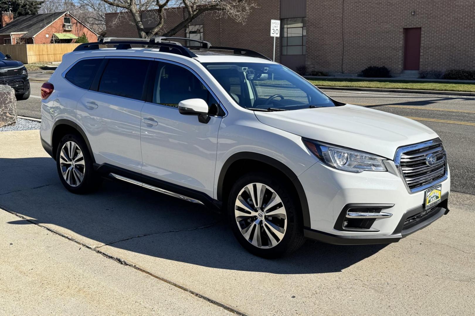 2022 Pearl White /Black Subaru Ascent Limited (4S4WMAPD2N3) with an H4 2.5 Liter engine, Automatic transmission, located at 2304 W. Main St., Boise, ID, 83702, (208) 342-7777, 43.622105, -116.218658 - Loaded With Safety Comfort And Ready To Go! - Photo#2