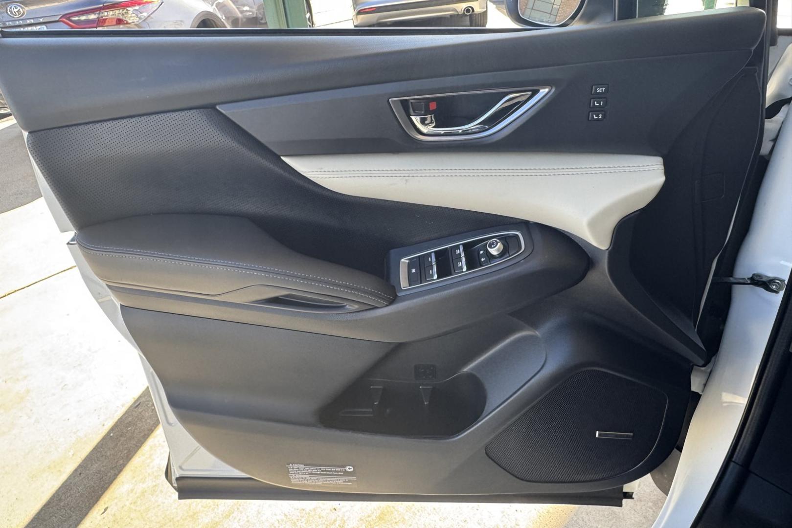 2022 Pearl White /Black Subaru Ascent Limited (4S4WMAPD2N3) with an H4 2.5 Liter engine, Automatic transmission, located at 2304 W. Main St., Boise, ID, 83702, (208) 342-7777, 43.622105, -116.218658 - Loaded With Safety Comfort And Ready To Go! - Photo#9