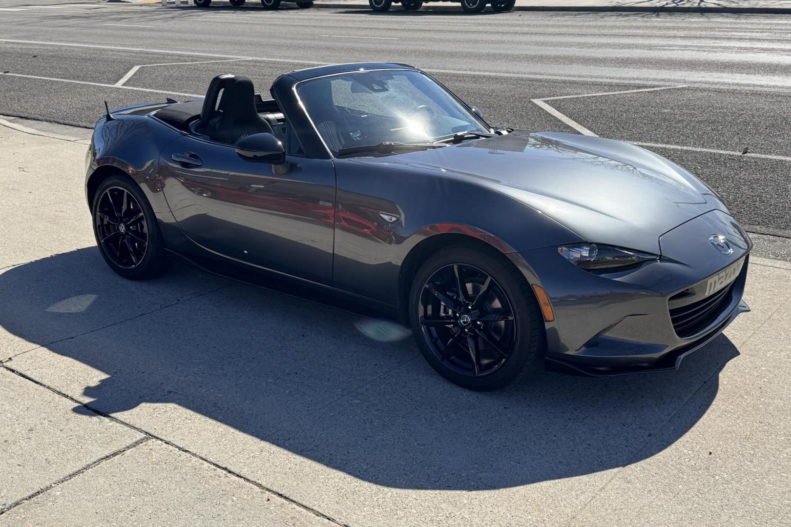 2022 Gray /Black Mazda Miata MX-5 Club (JM1NDAC73N0) with an 4 Cyl 2.0 Liter engine, 6 Speed transmission, located at 2304 W. Main St., Boise, ID, 83702, (208) 342-7777, 43.622105, -116.218658 - A Blast To Drive! - Photo#2