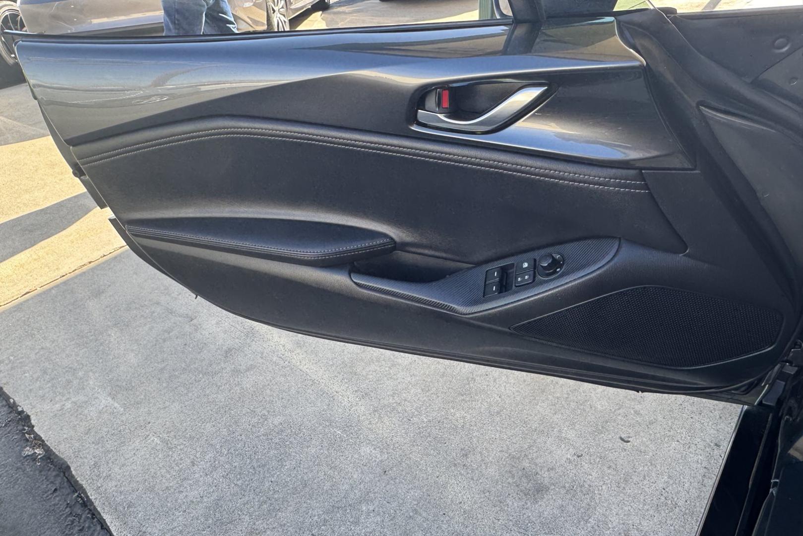 2022 Gray /Black Mazda Miata MX-5 Club (JM1NDAC73N0) with an 4 Cyl 2.0 Liter engine, 6 Speed transmission, located at 2304 W. Main St., Boise, ID, 83702, (208) 342-7777, 43.622105, -116.218658 - A Blast To Drive! - Photo#6