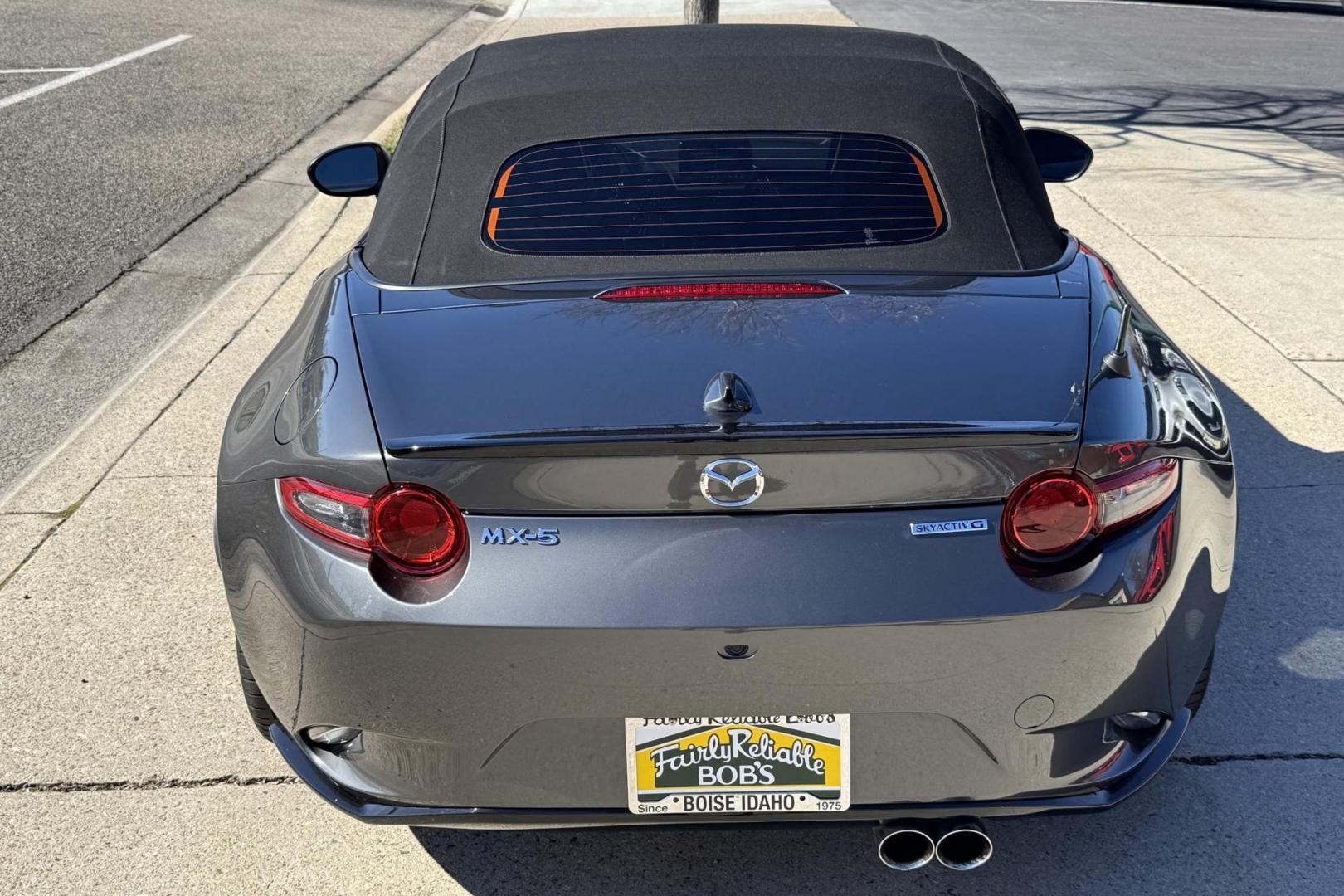2022 Gray /Black Mazda Miata MX-5 Club (JM1NDAC73N0) with an 4 Cyl 2.0 Liter engine, 6 Speed transmission, located at 2304 W. Main St., Boise, ID, 83702, (208) 342-7777, 43.622105, -116.218658 - A Blast To Drive! - Photo#17