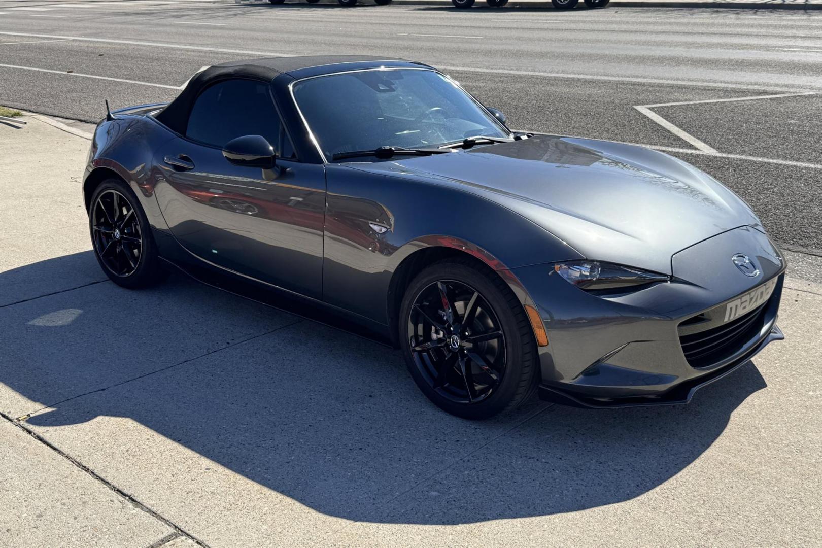2022 Gray /Black Mazda Miata MX-5 Club (JM1NDAC73N0) with an 4 Cyl 2.0 Liter engine, 6 Speed transmission, located at 2304 W. Main St., Boise, ID, 83702, (208) 342-7777, 43.622105, -116.218658 - A Blast To Drive! - Photo#18