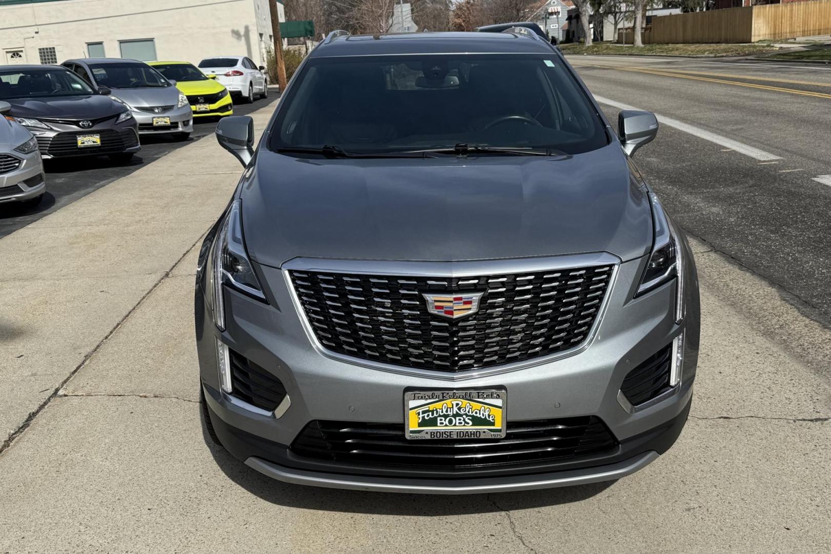 2023 Silver /Black Cadillac XT5 Premium Luxury (1GYKNDRSXPZ) with an V6 3.6 Liter engine, Automatic 9 Speed transmission, located at 2304 W. Main St., Boise, ID, 83702, (208) 342-7777, 43.622105, -116.218658 - Smooth Ride! Loaded With Style And Safety Features! - Photo#3