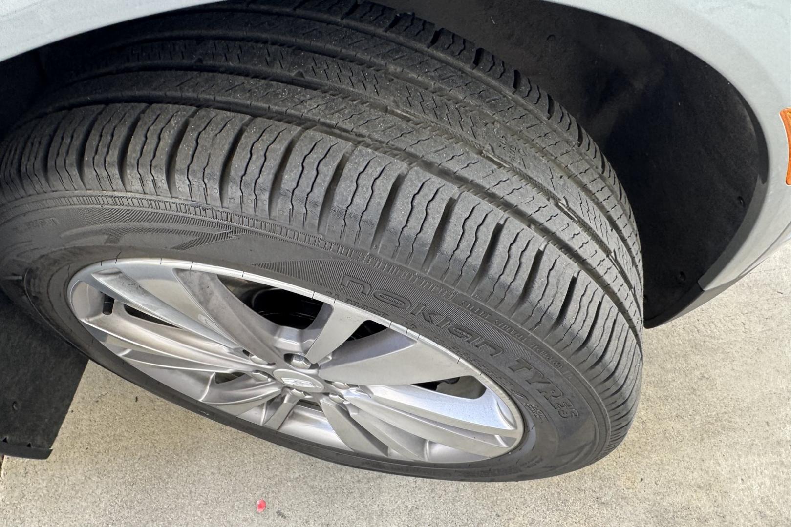 2023 Silver /Black Cadillac XT5 Premium Luxury (1GYKNDRSXPZ) with an V6 3.6 Liter engine, Automatic 9 Speed transmission, located at 2304 W. Main St., Boise, ID, 83702, (208) 342-7777, 43.622105, -116.218658 - Smooth Ride! Loaded With Style And Safety Features! - Photo#17