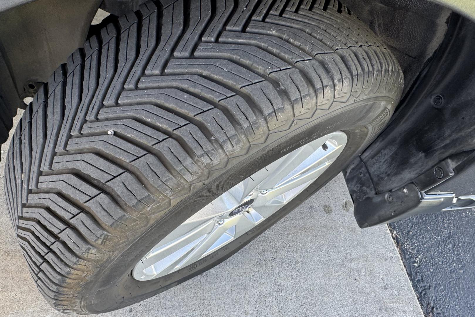 2019 Magnetite Gray Metallic /Black Subaru Outback Premium (4S4BSAHC0K3) with an H4 2.5 Liter engine, Automatic transmission, located at 2304 W. Main St., Boise, ID, 83702, (208) 342-7777, 43.622105, -116.218658 - Sunroof! Eye Sight Package! Legendary Subaru Quality! - Photo#15