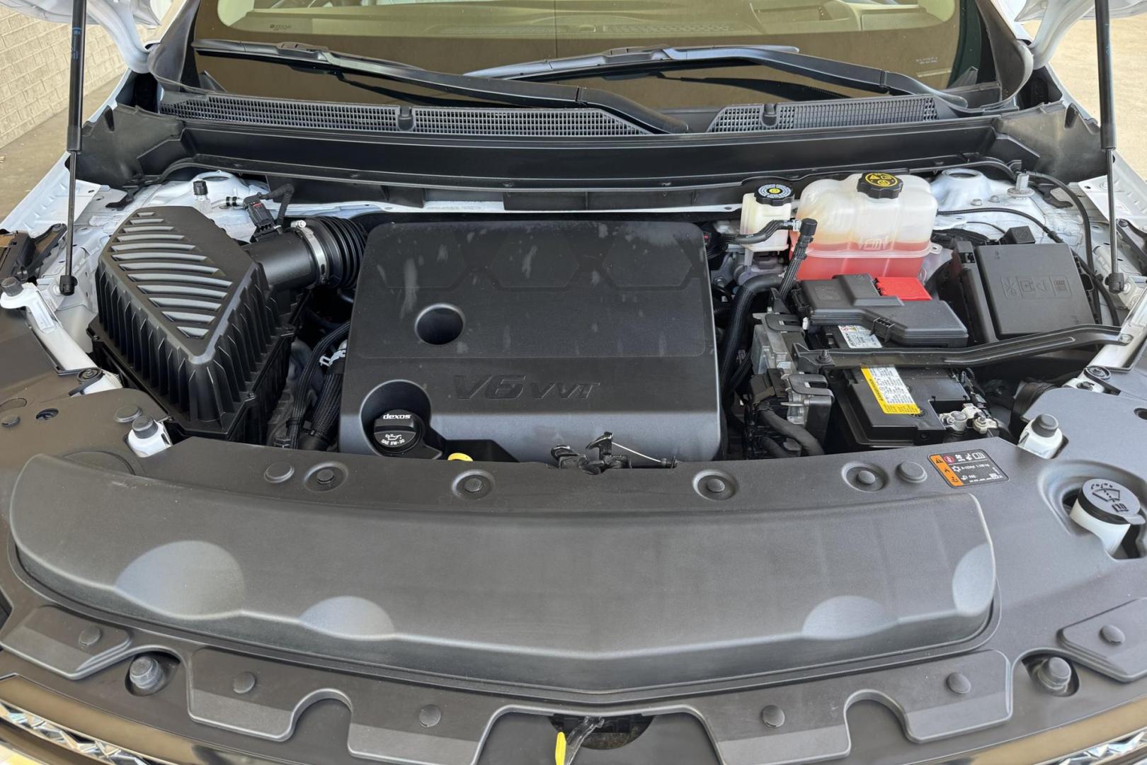 2022 White Frost Tintcoat /Chestnut/Ebony Buick Enclave Avenir (5GAEVCKW7NJ) with an V6 3.6 Liter engine, Automatic 9 Speed transmission, located at 2304 W. Main St., Boise, ID, 83702, (208) 342-7777, 43.622105, -116.218658 - Highly Optioned With Safety, Comfort And Power! - Photo#27