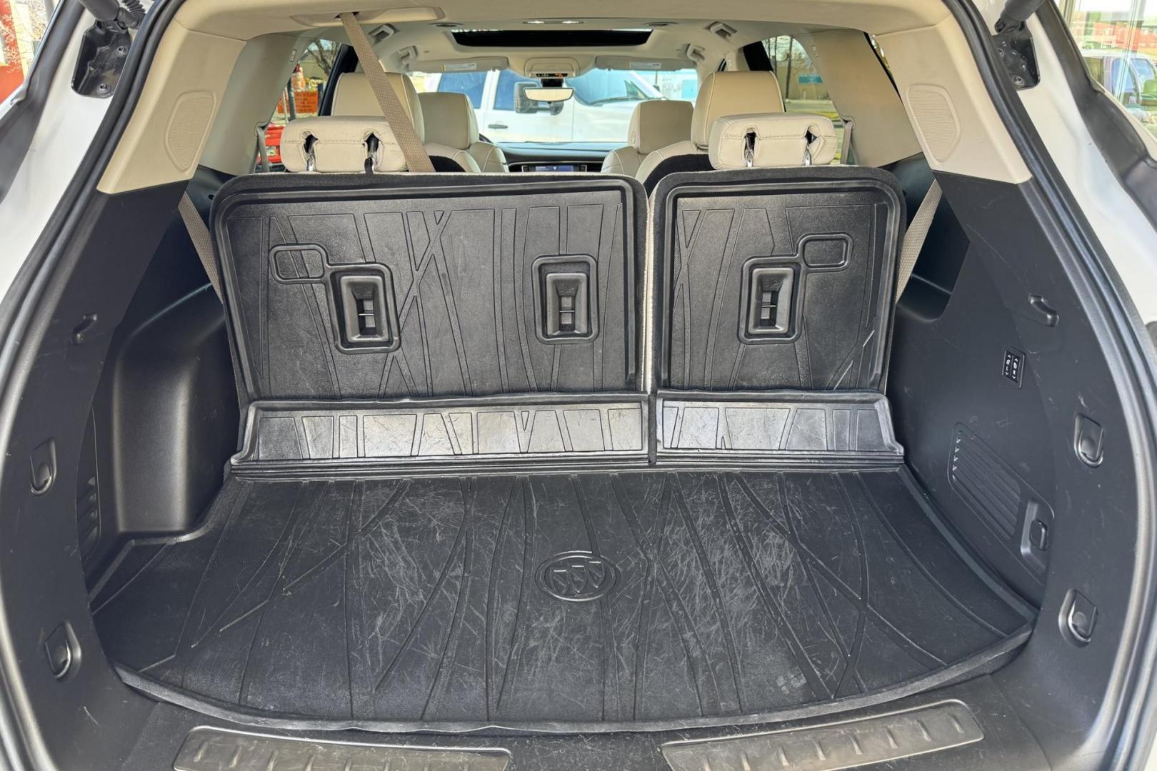 2022 White Frost Tintcoat /Chestnut/Ebony Buick Enclave Avenir (5GAEVCKW7NJ) with an V6 3.6 Liter engine, Automatic 9 Speed transmission, located at 2304 W. Main St., Boise, ID, 83702, (208) 342-7777, 43.622105, -116.218658 - Highly Optioned With Safety, Comfort And Power! - Photo#30