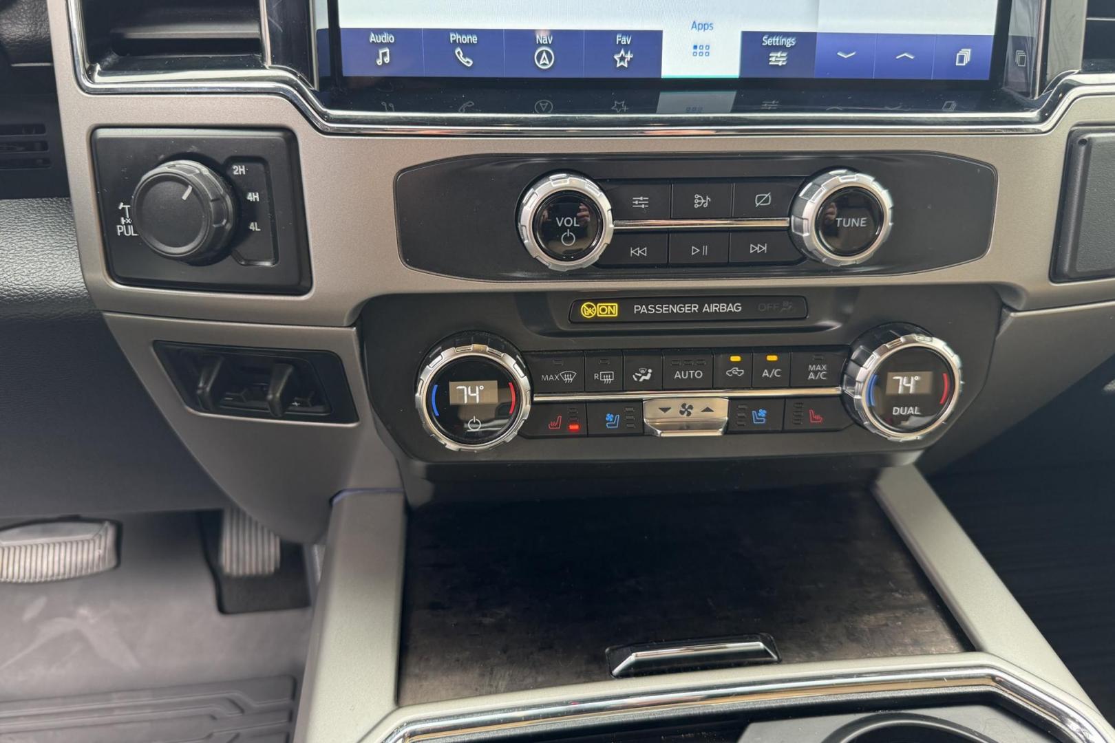 2022 Agate Black /Baja Leather Ford F-250 Lariat FX-4 (1FT8W2BT0NE) with an V8 6.7 Liter Turbo Diesel engine, Automatic 10 Speed transmission, located at 2304 W. Main St., Boise, ID, 83702, (208) 342-7777, 43.622105, -116.218658 - Stunning Diesel Ford With New Tires, Power Running Boards And Attitude! - Photo#25