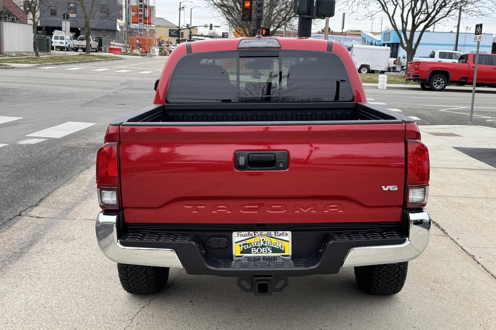 2018 Barcelona Red Metallic /Gray Toyota Tacoma TRD Off Road (3TMCZ5AN8JM) with an V6 3.5 Liter engine, Automatic transmission, located at 2304 W. Main St., Boise, ID, 83702, (208) 342-7777, 43.622105, -116.218658 - Low Mileage, New Tires, Beautiful Tacoma! - Photo#2